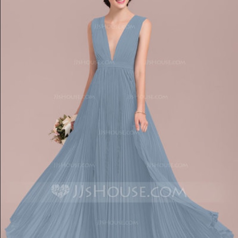V-neck Floor-Length Chiffon Bridesmaid Dress